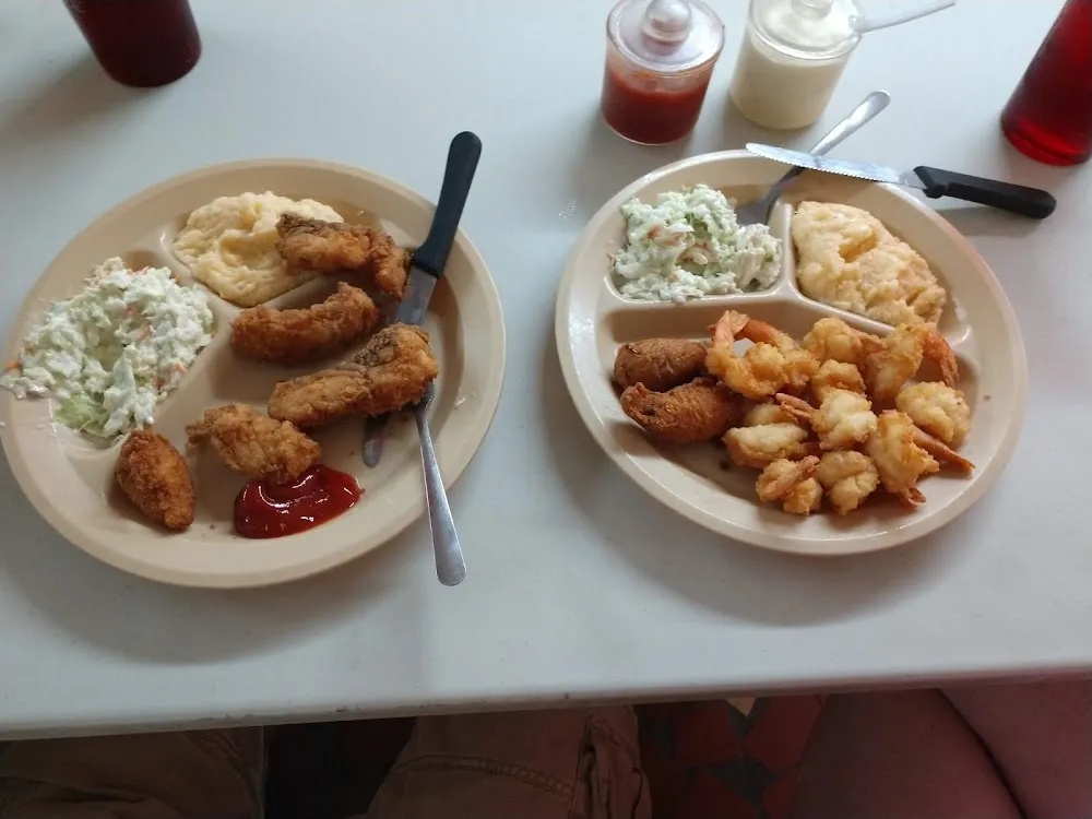 Fried Shrimp and Cheese Grits